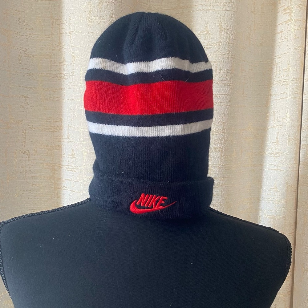 Nike youth toboggan!